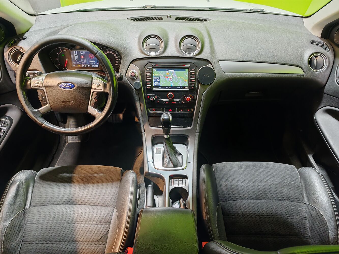Ford Mondeo vaihtoauto