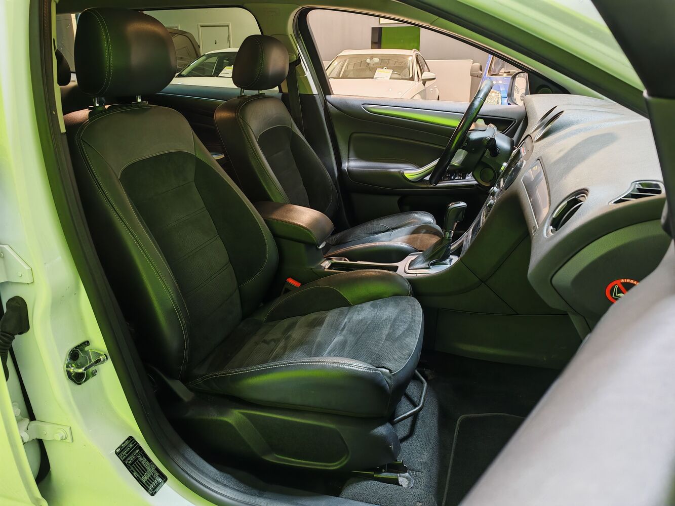 Ford Mondeo vaihtoauto