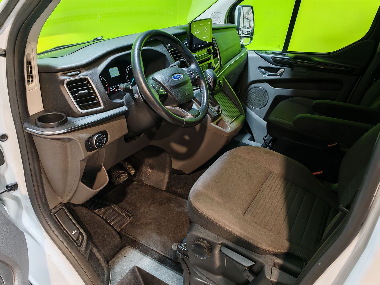 Ford Custom vaihtoauto