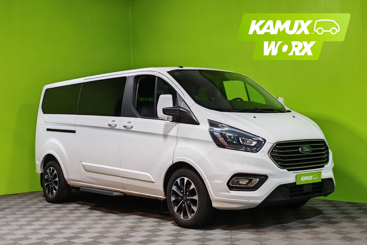 Ford Tourneo Custom vaihtoauto