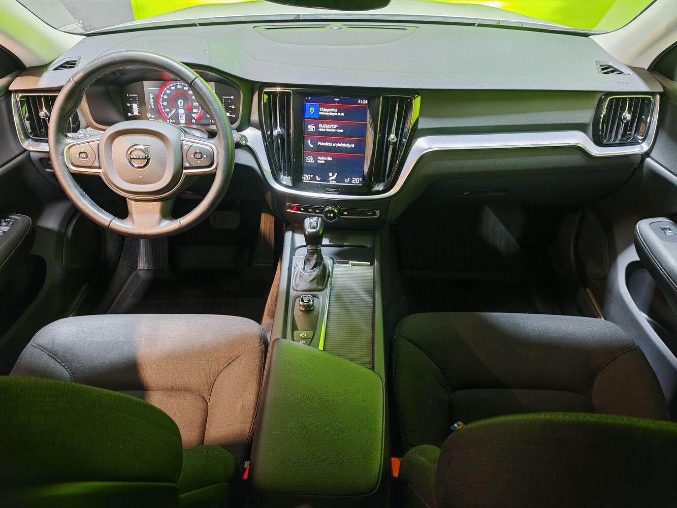 Volvo V60 vaihtoauto