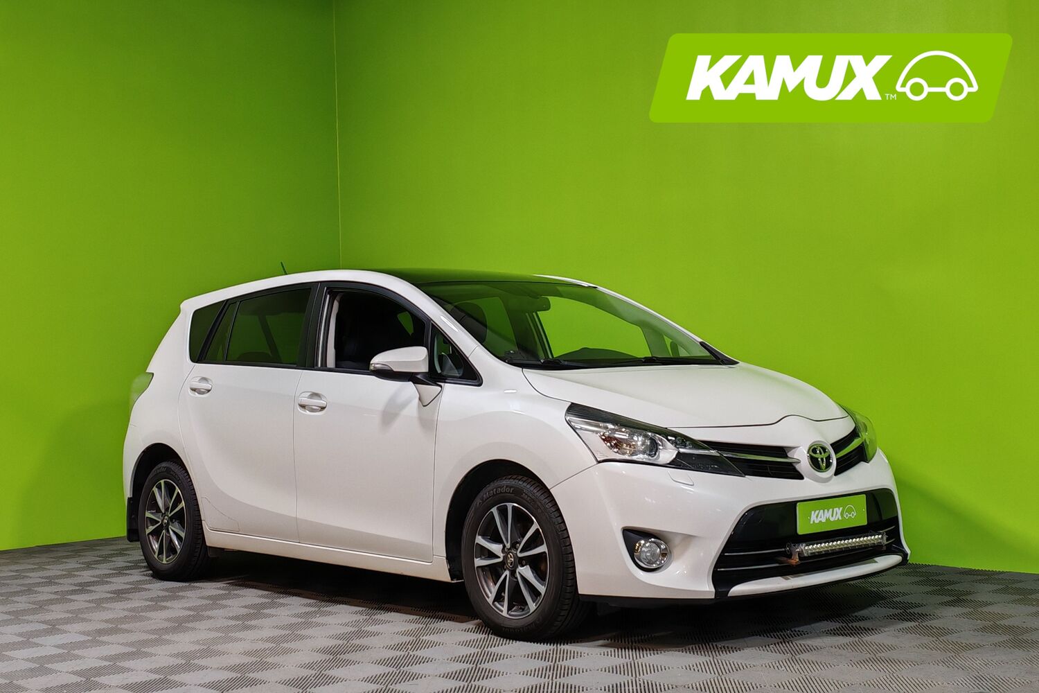Toyota Verso vaihtoauto