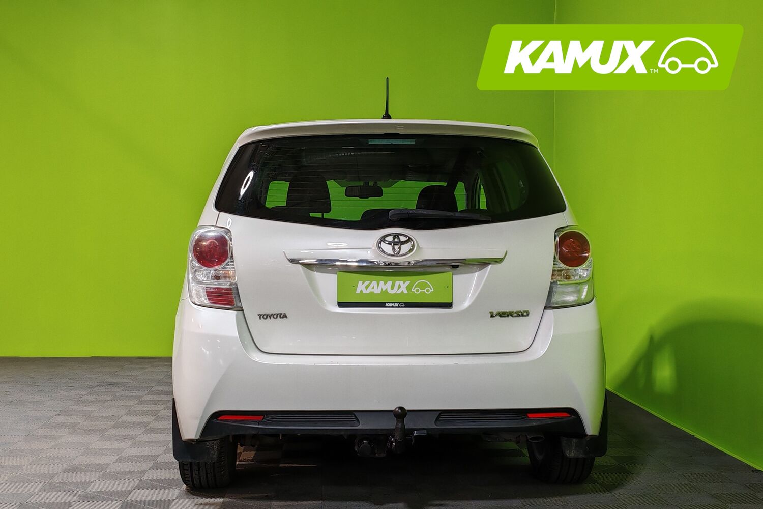 Toyota Verso vaihtoauto