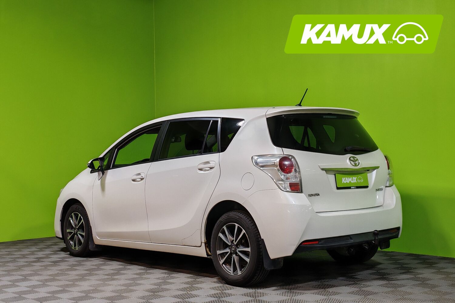 Toyota Verso vaihtoauto