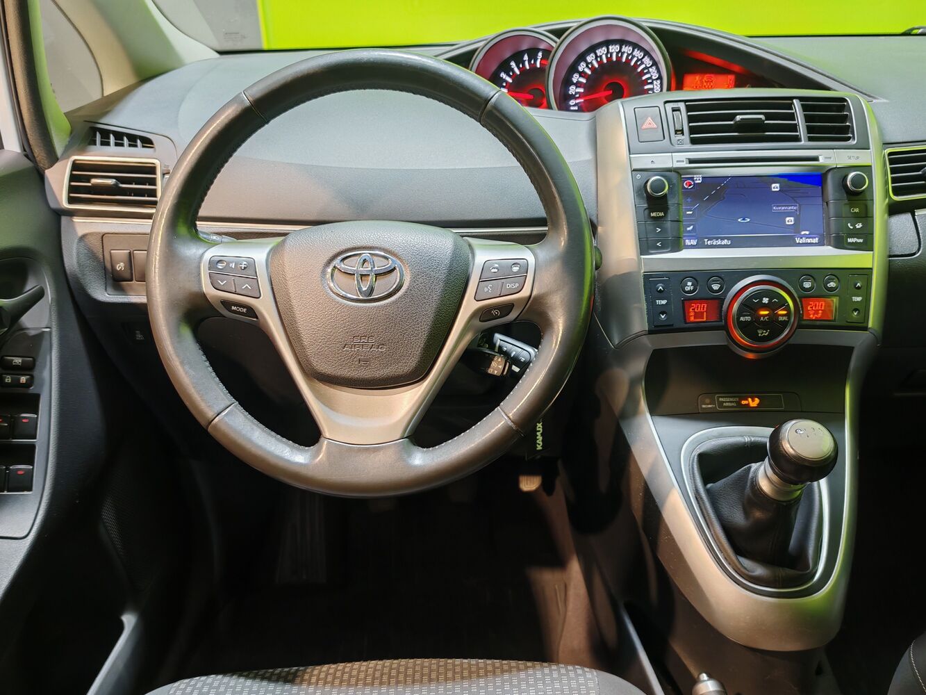 Toyota Verso vaihtoauto