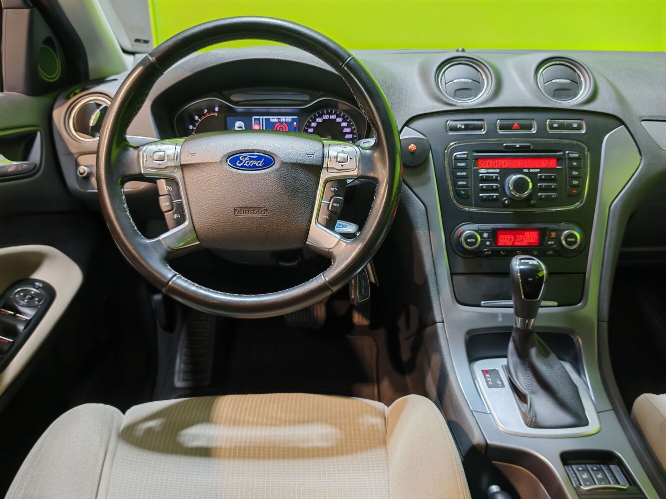 Ford Mondeo vaihtoauto