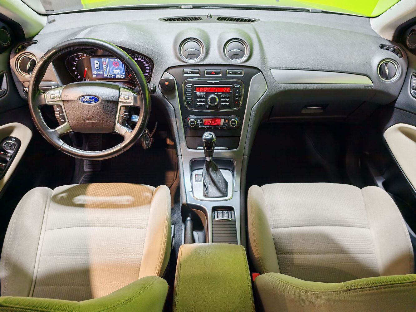 Ford Mondeo vaihtoauto