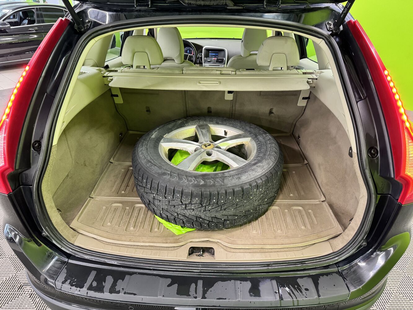 Volvo XC60 vaihtoauto