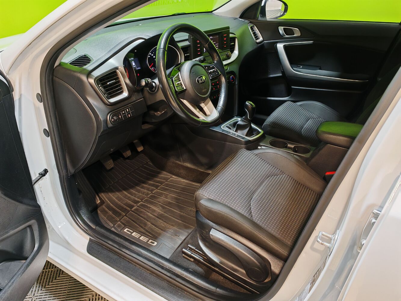 Kia Ceed vaihtoauto