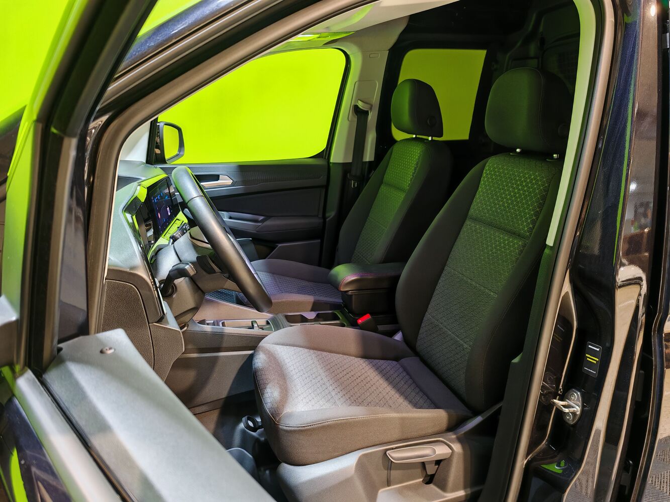 Ford Transit Connect vaihtoauto