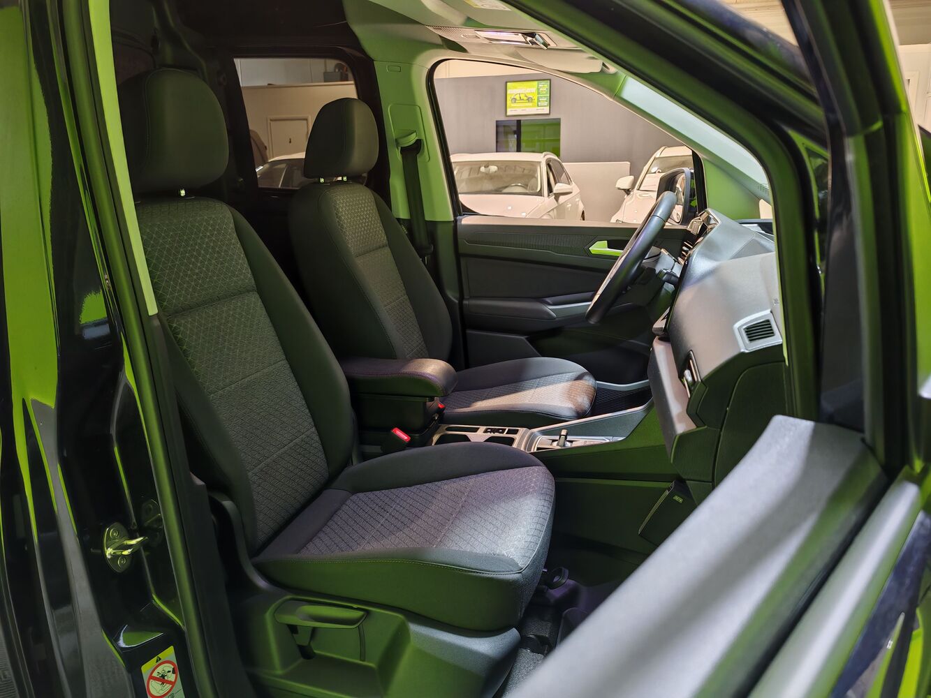 Ford Transit Connect vaihtoauto