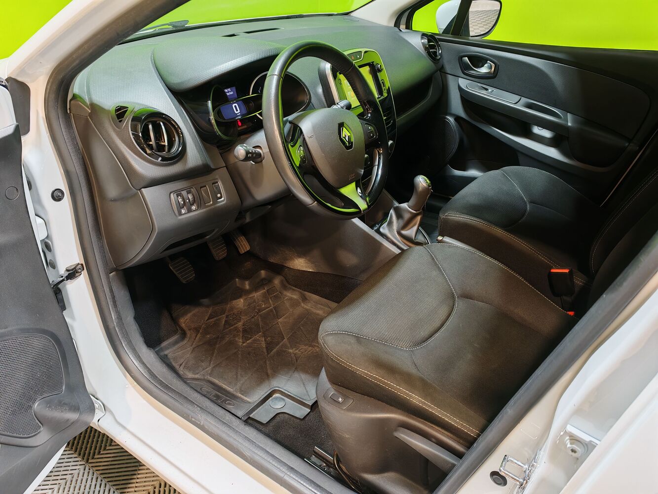 Renault Clio vaihtoauto