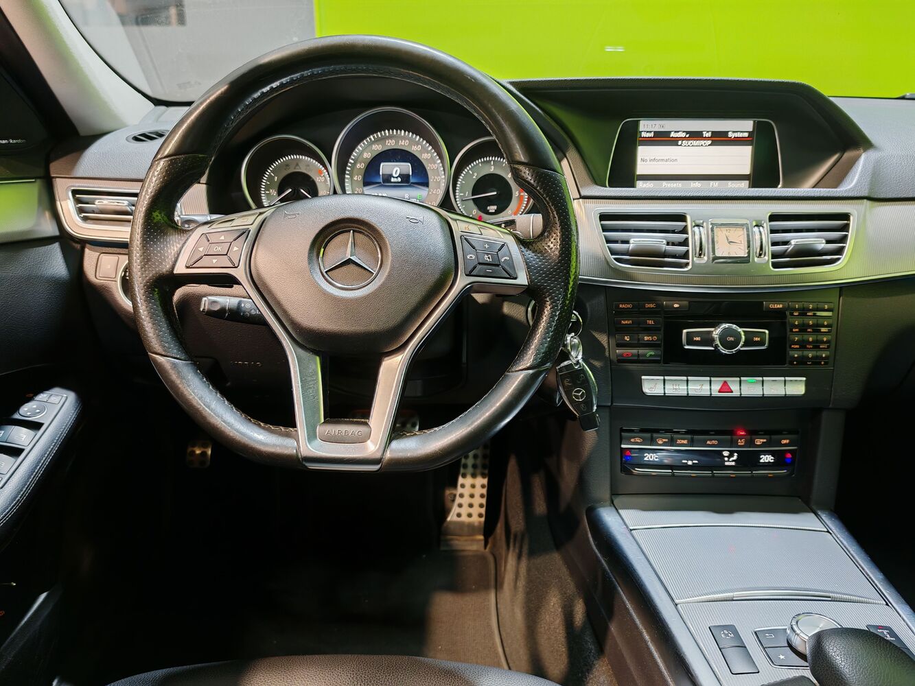 Mercedes-Benz E vaihtoauto