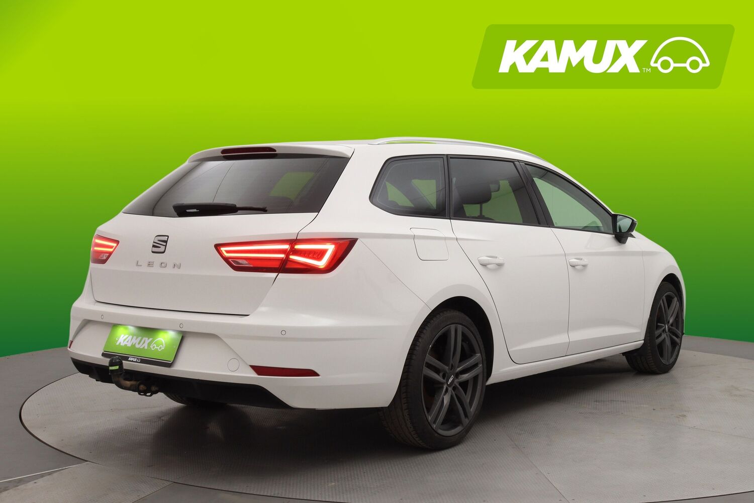 SEAT Leon Sportstourer vaihtoauto
