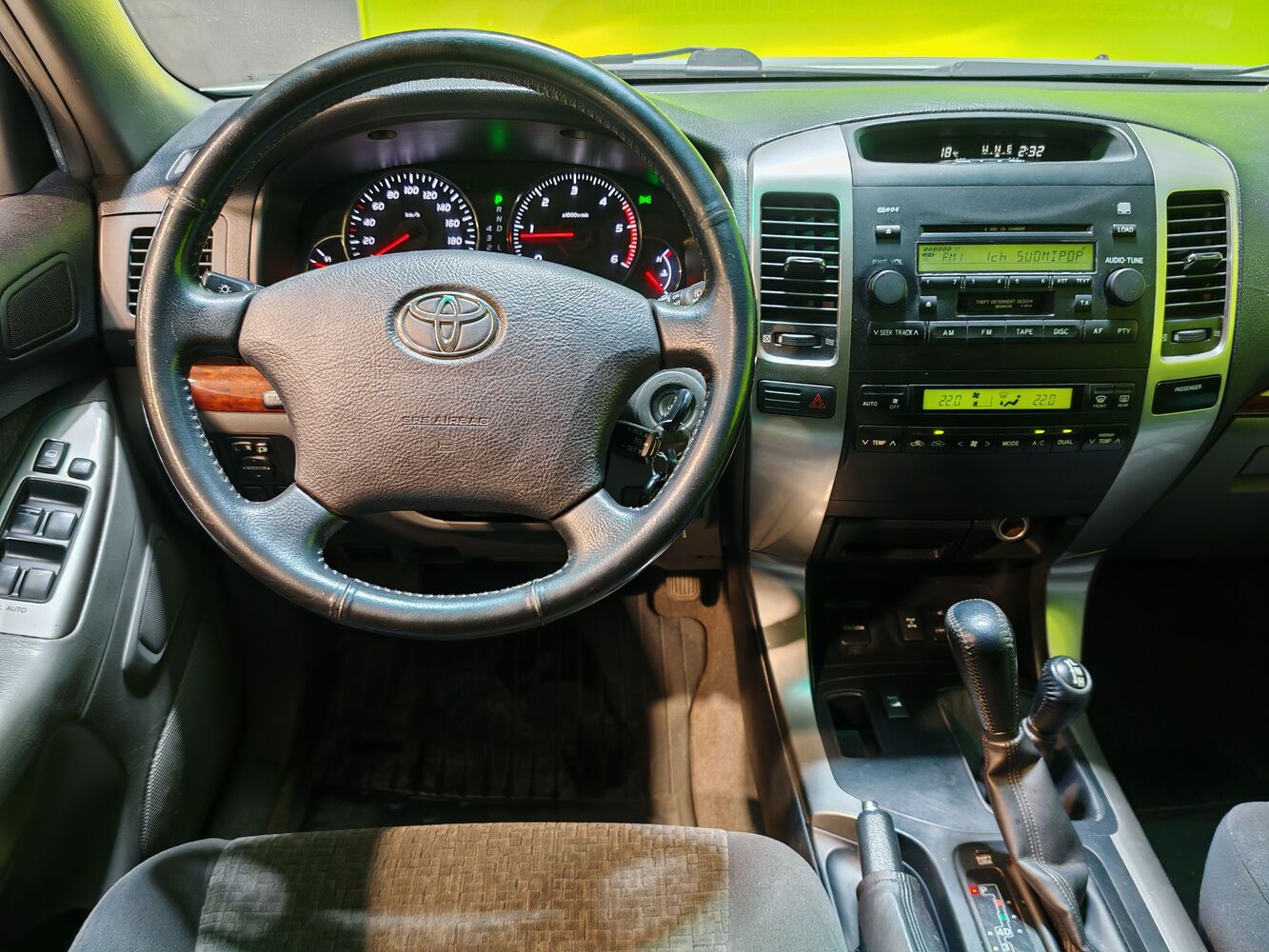 Toyota Land Cruiser vaihtoauto