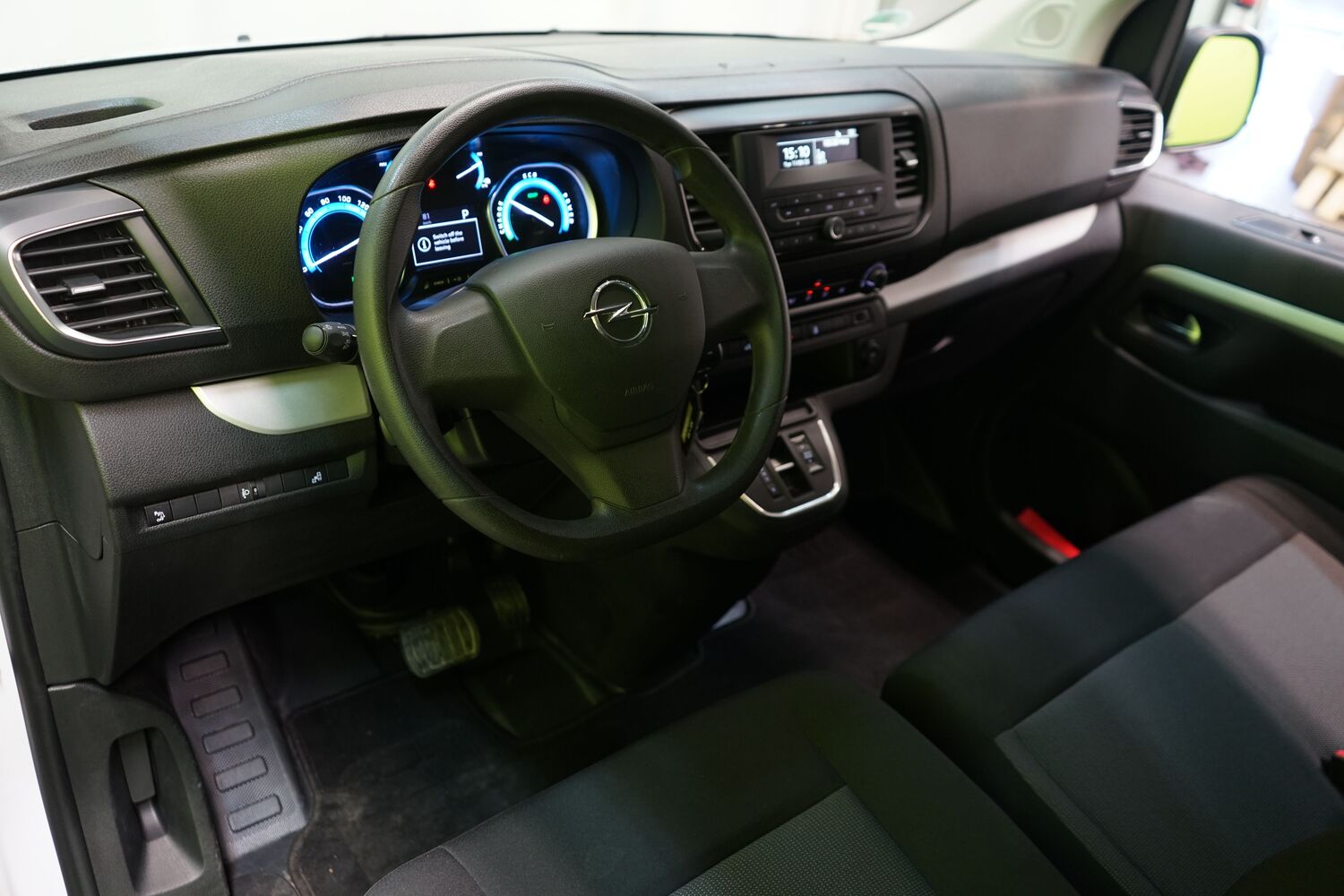 Opel Vivaro-e vaihtoauto