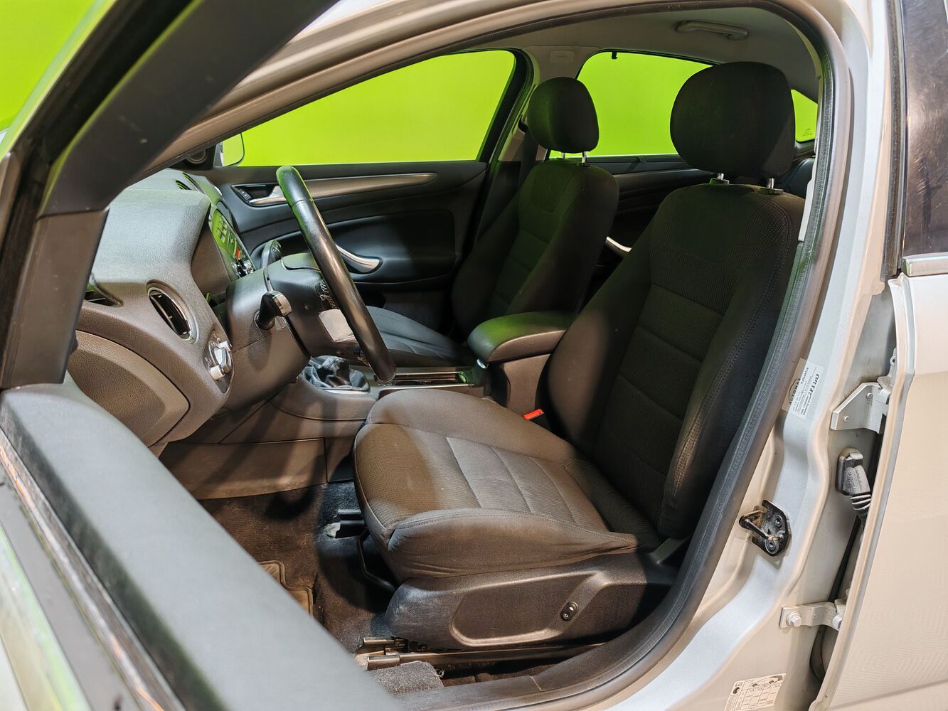 Ford Mondeo vaihtoauto