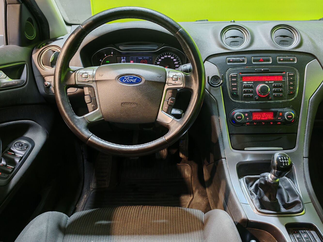 Ford Mondeo vaihtoauto
