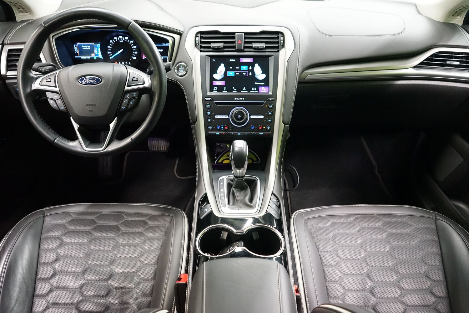 Ford Mondeo vaihtoauto