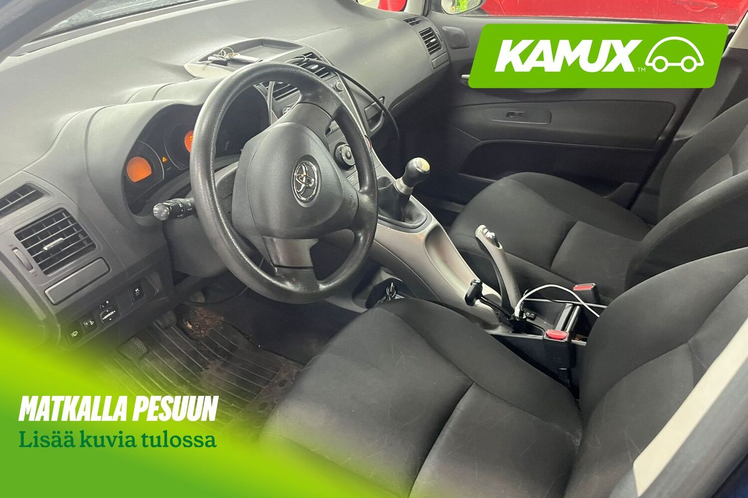 Toyota Auris vaihtoauto