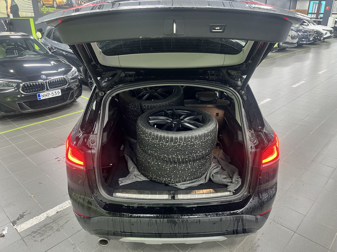 BMW X1 vaihtoauto