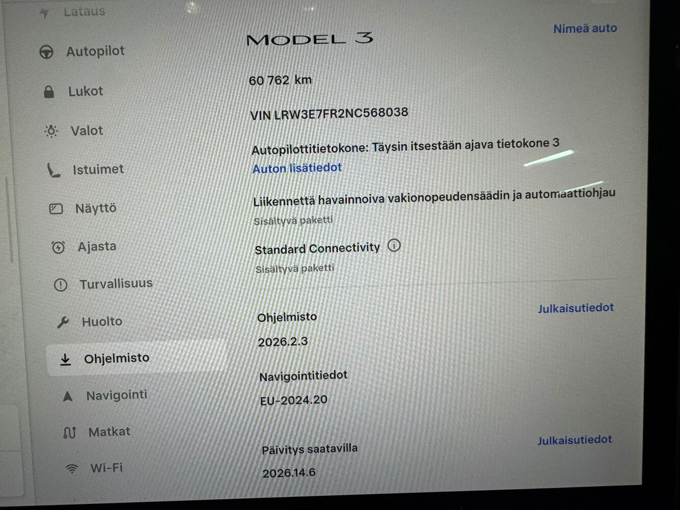 Tesla Model 3 vaihtoauto