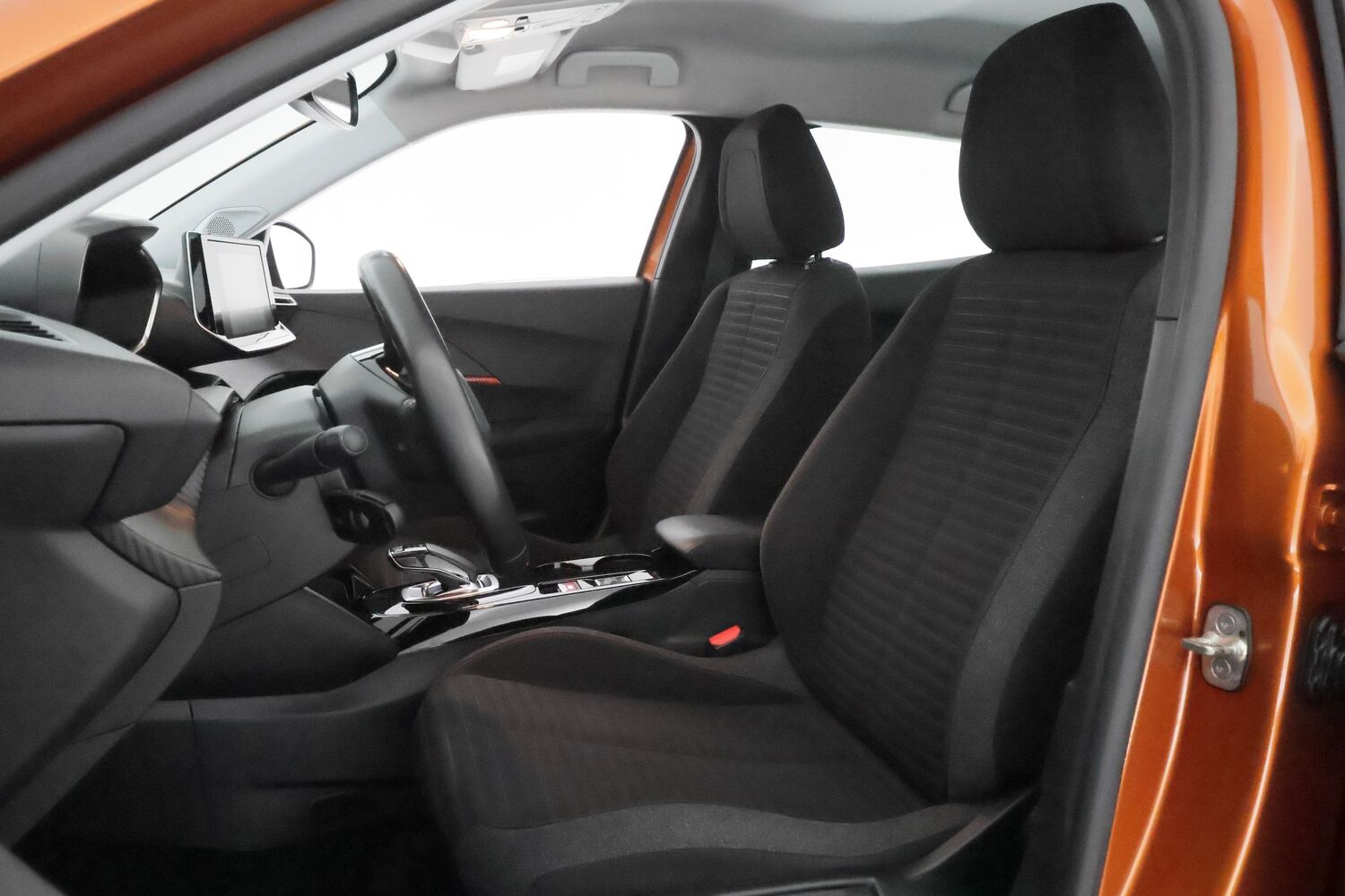 Peugeot e-2008 vaihtoauto