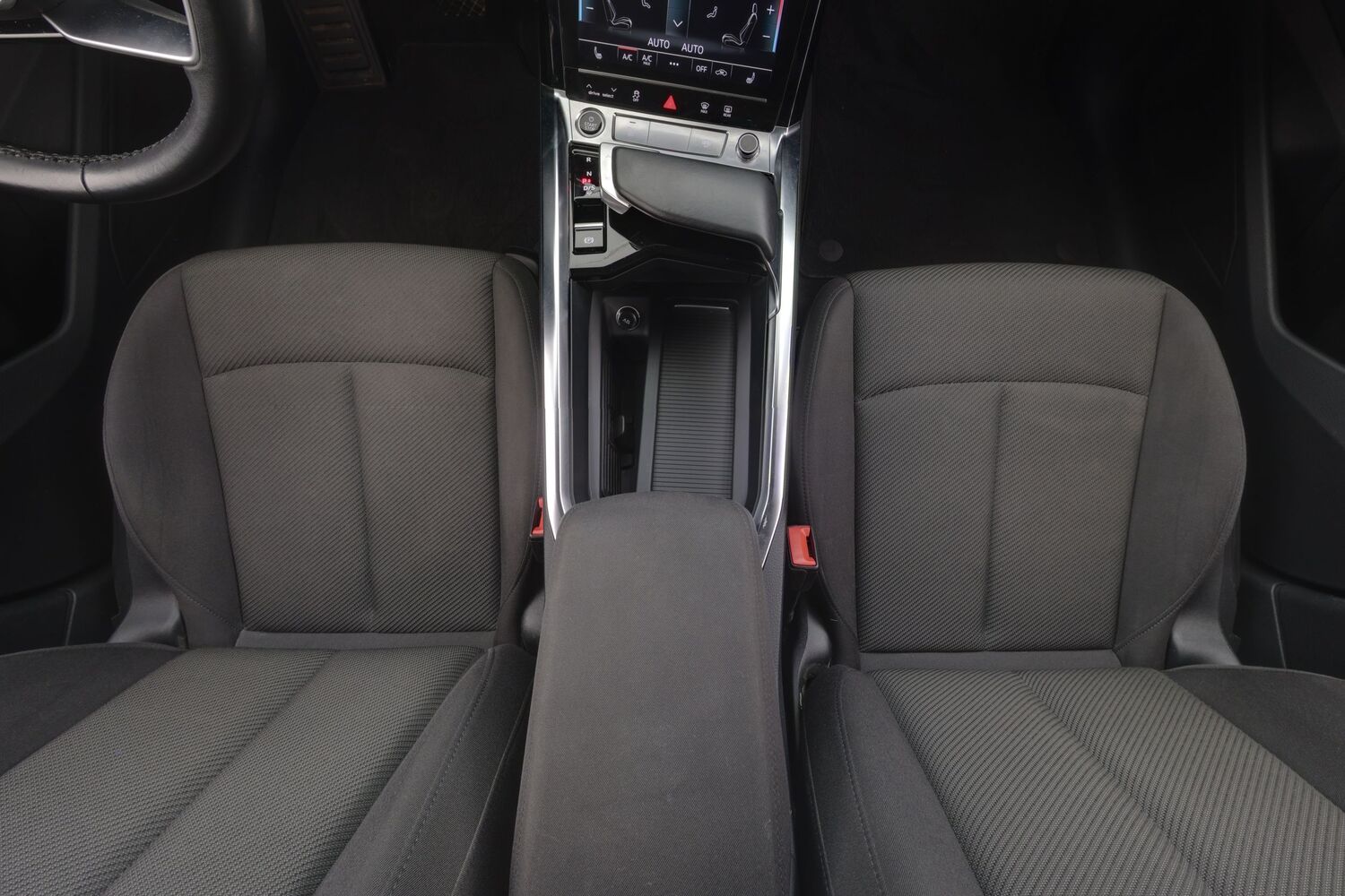 Audi Q8 e-tron vaihtoauto