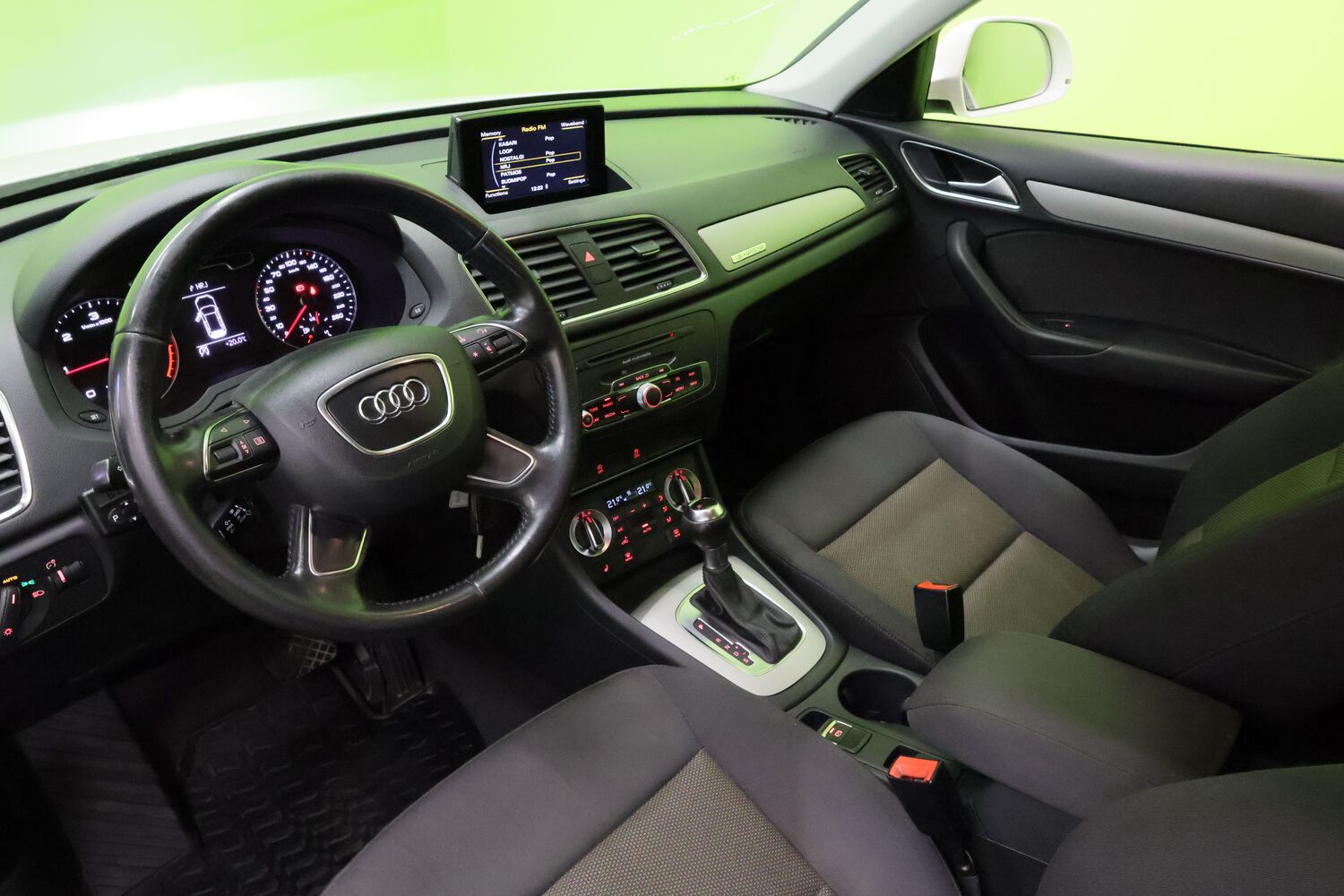 Audi Q3 vaihtoauto