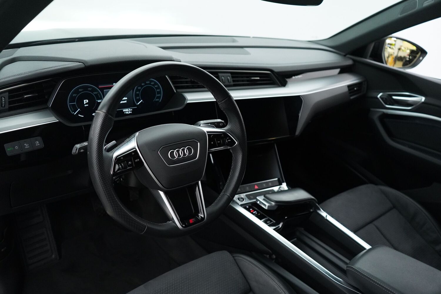 Audi e-tron vaihtoauto