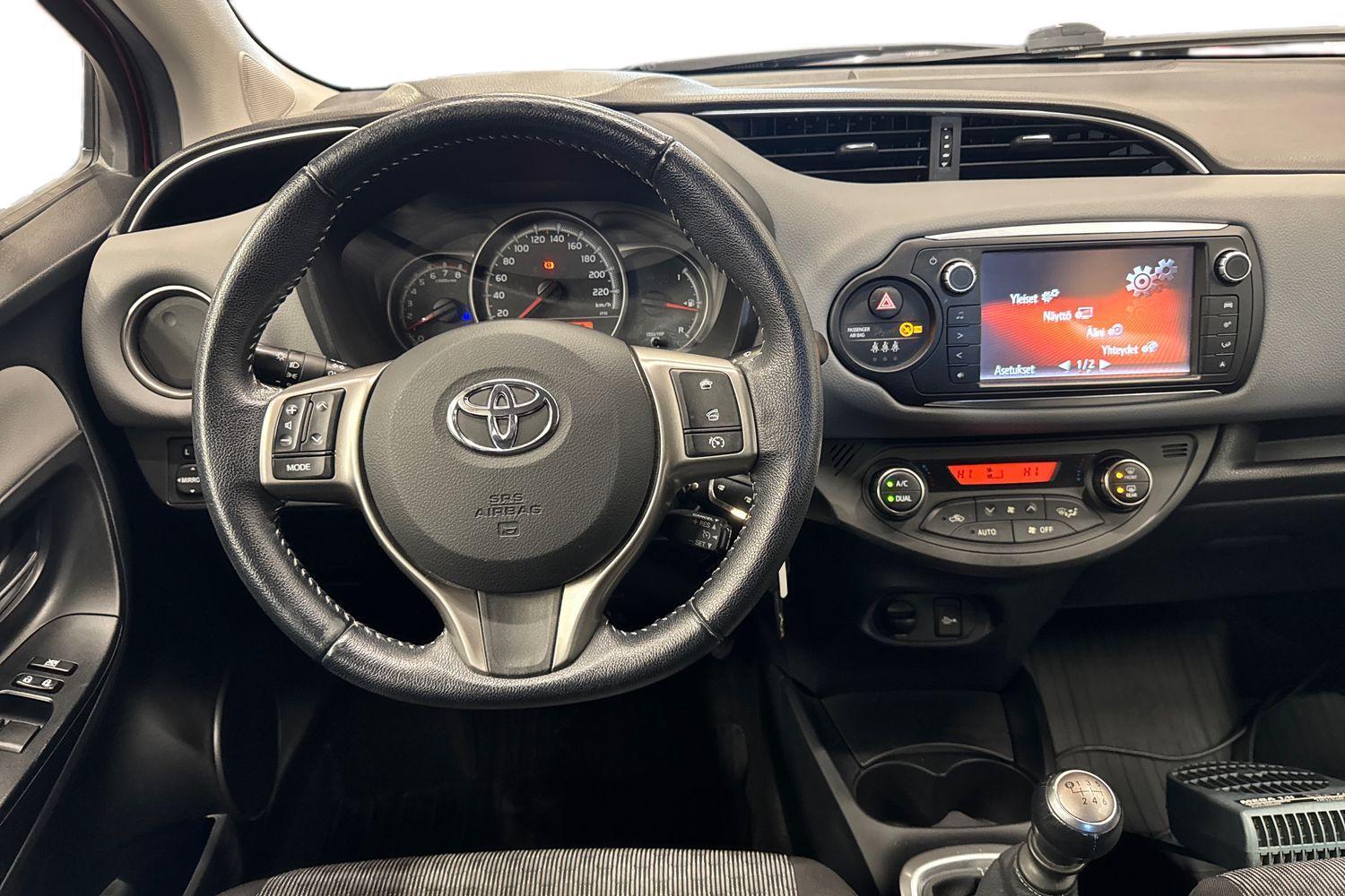Toyota Yaris vaihtoauto
