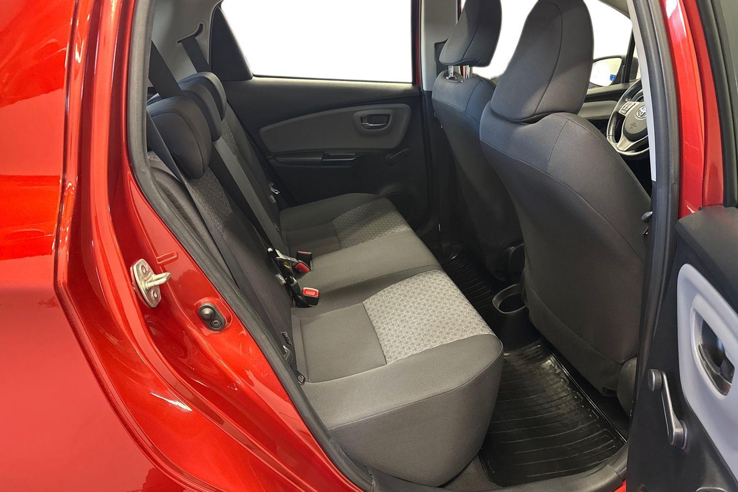 Toyota Yaris vaihtoauto