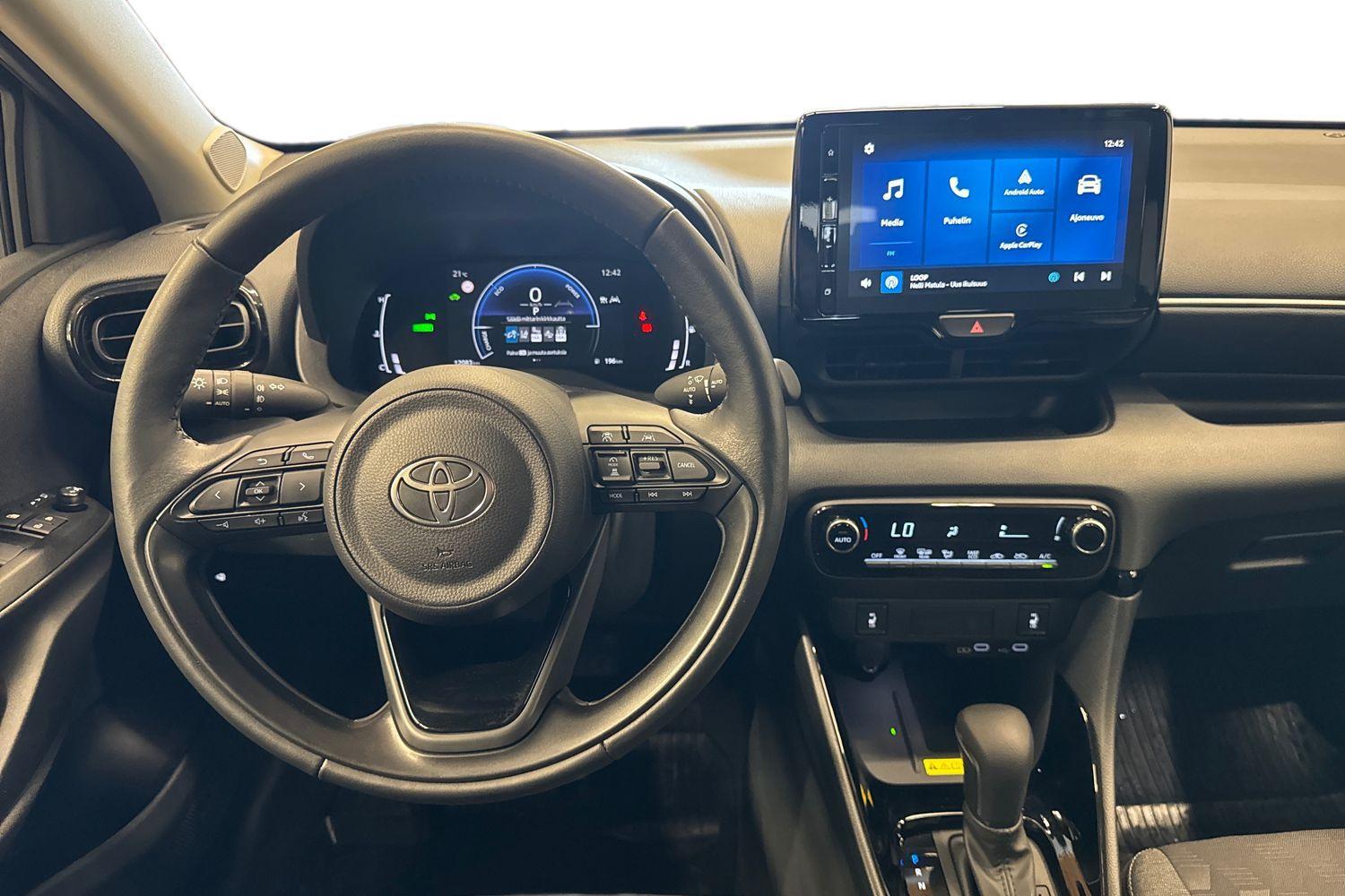 Toyota Yaris vaihtoauto