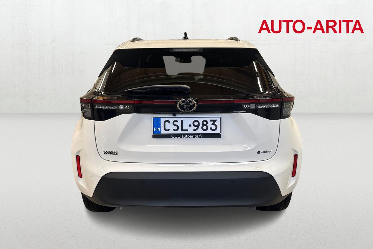 Toyota Yaris Cross vaihtoauto