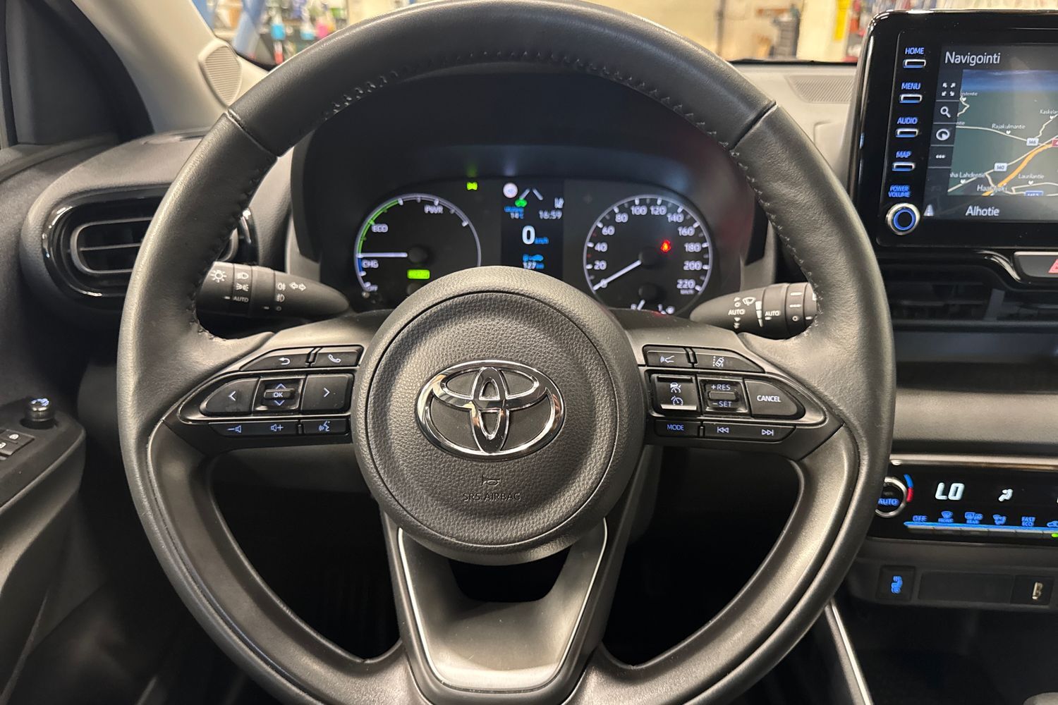 Toyota Yaris vaihtoauto