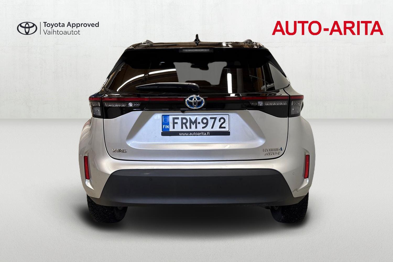 Toyota Yaris Cross vaihtoauto