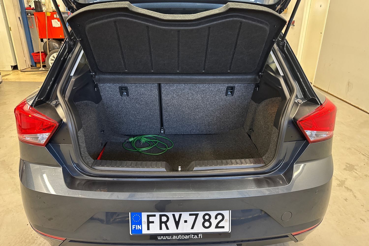 SEAT Ibiza vaihtoauto