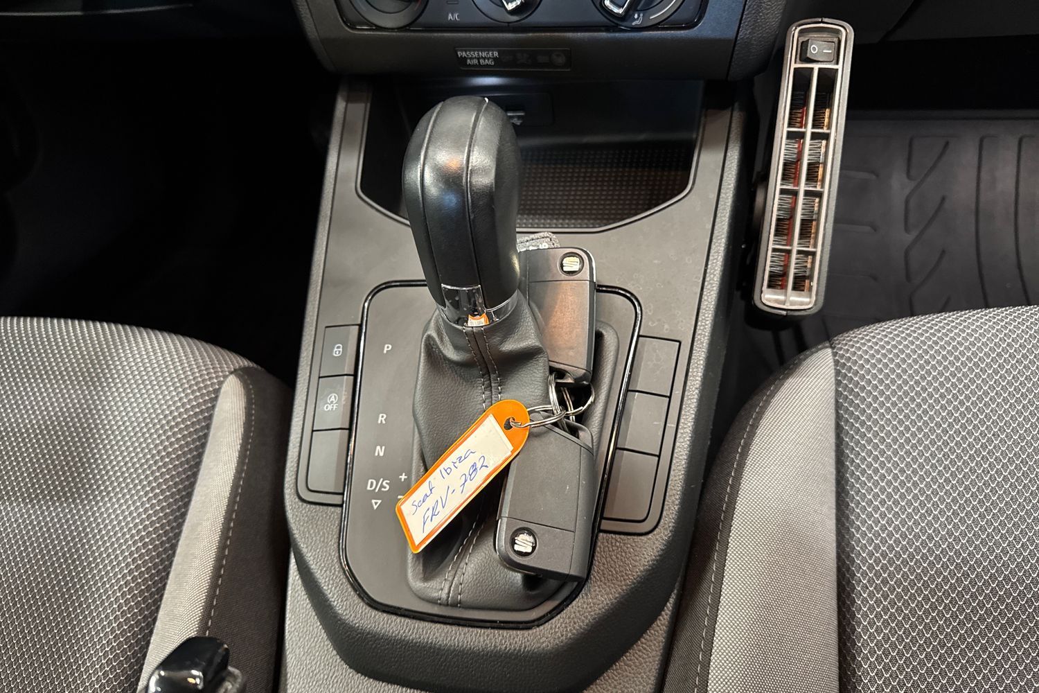 SEAT Ibiza vaihtoauto