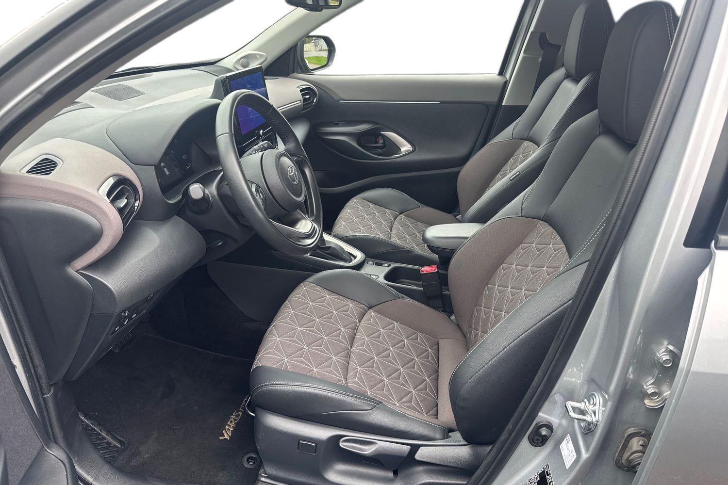 Toyota Yaris Cross vaihtoauto