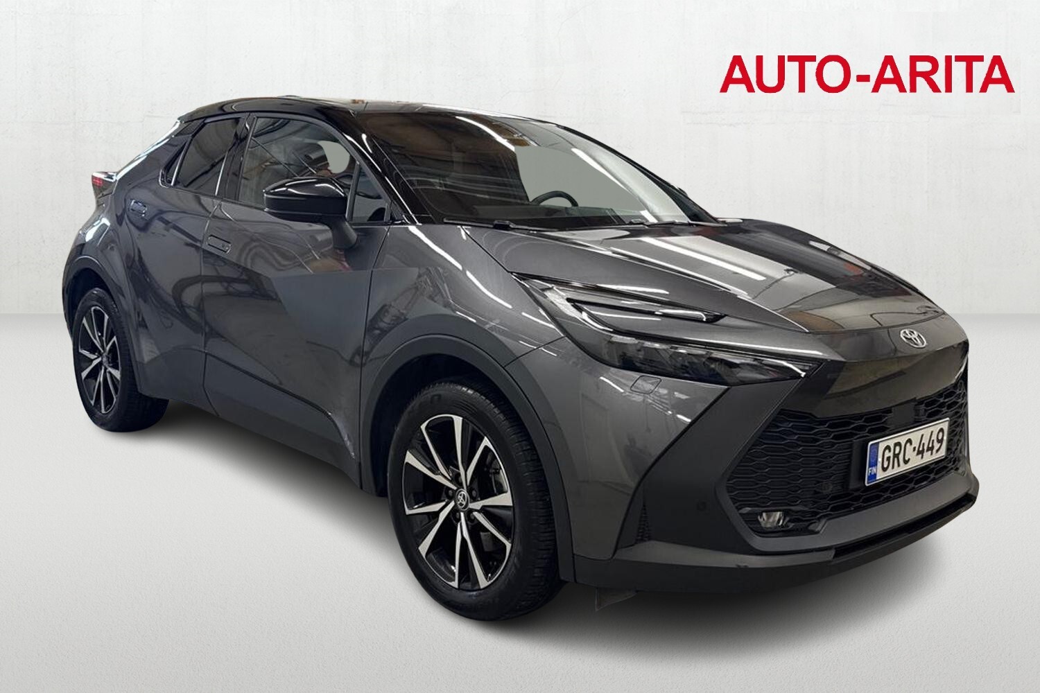 Toyota C-HR vaihtoauto