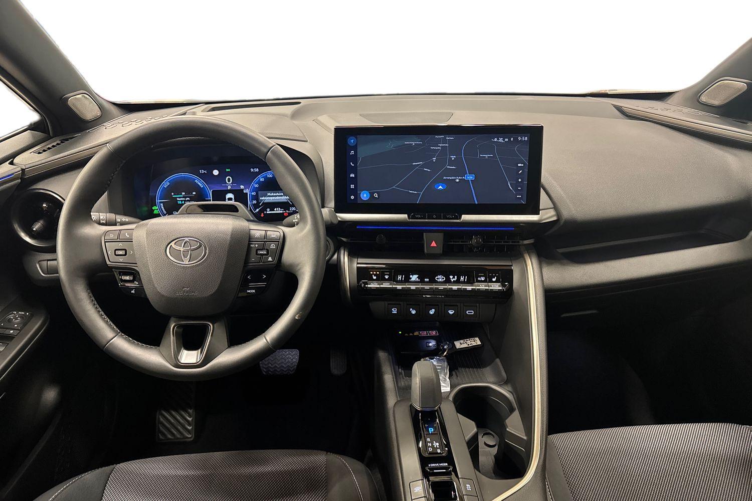 Toyota C-HR vaihtoauto