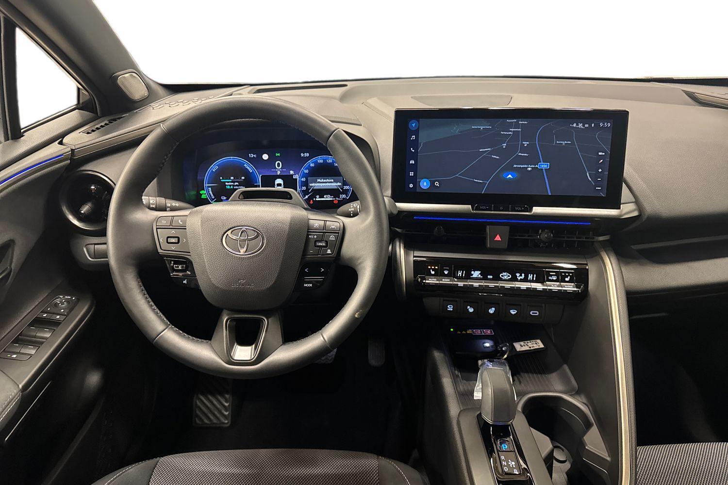Toyota C-HR vaihtoauto