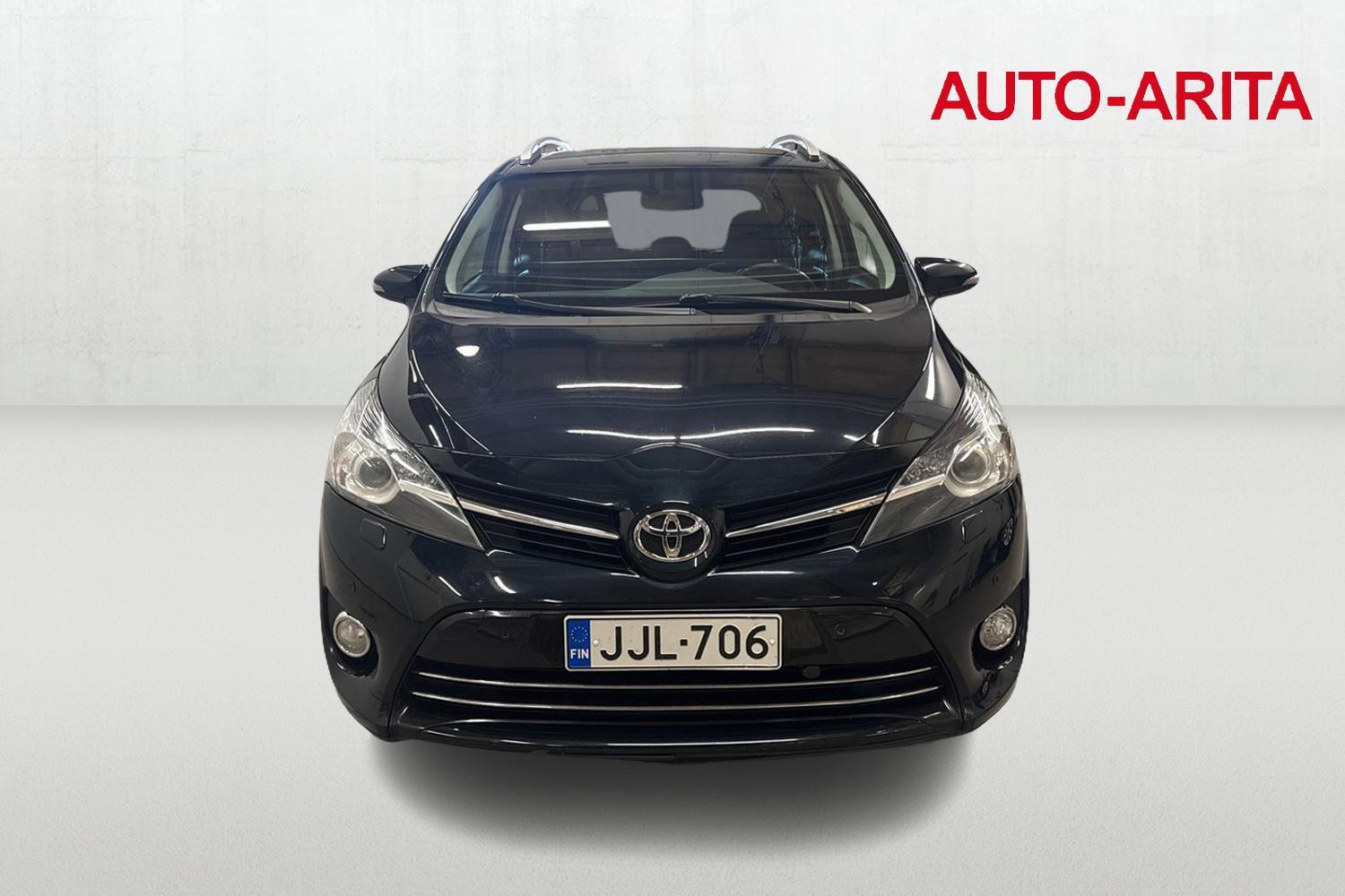 Toyota Verso vaihtoauto
