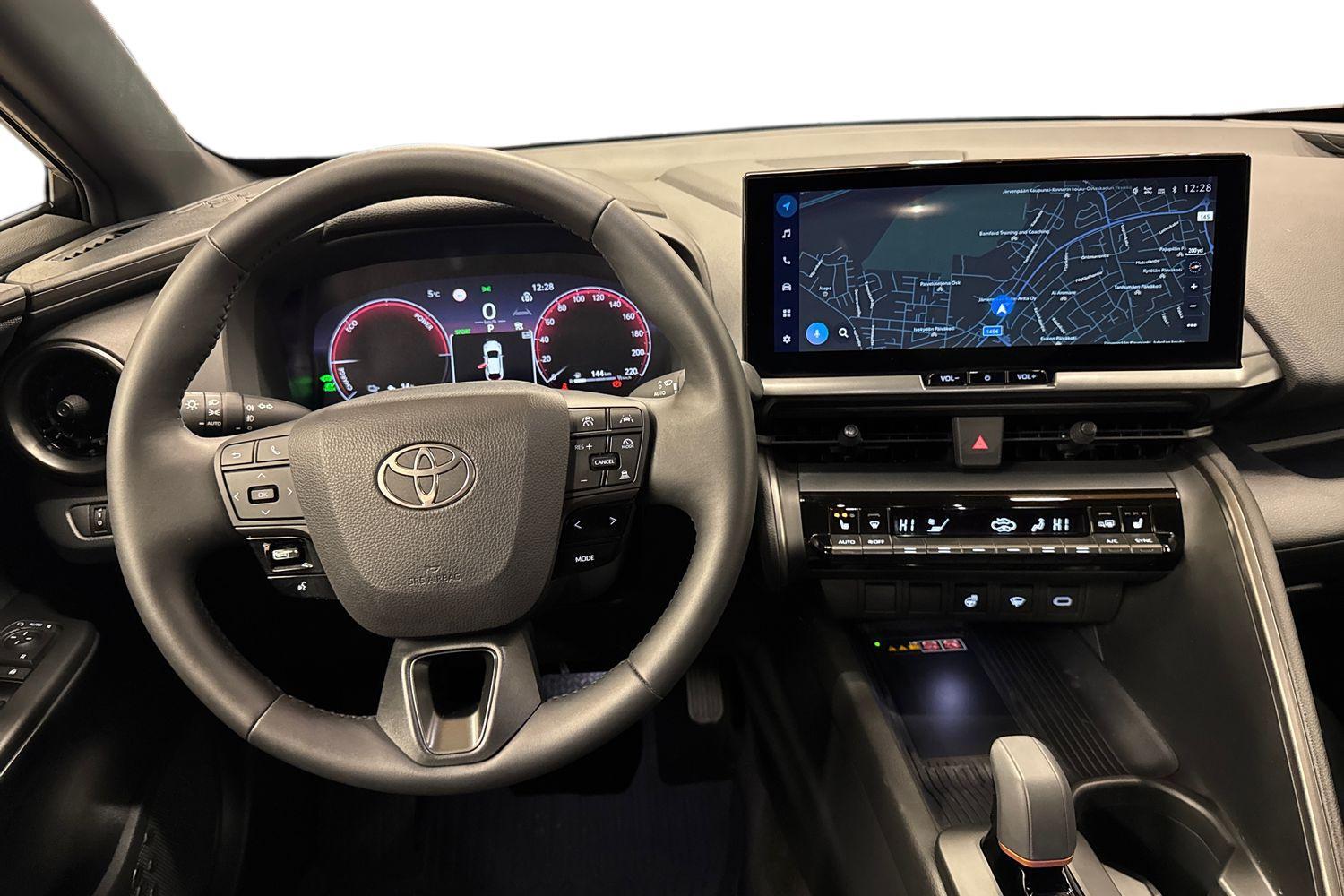 Toyota C-HR vaihtoauto