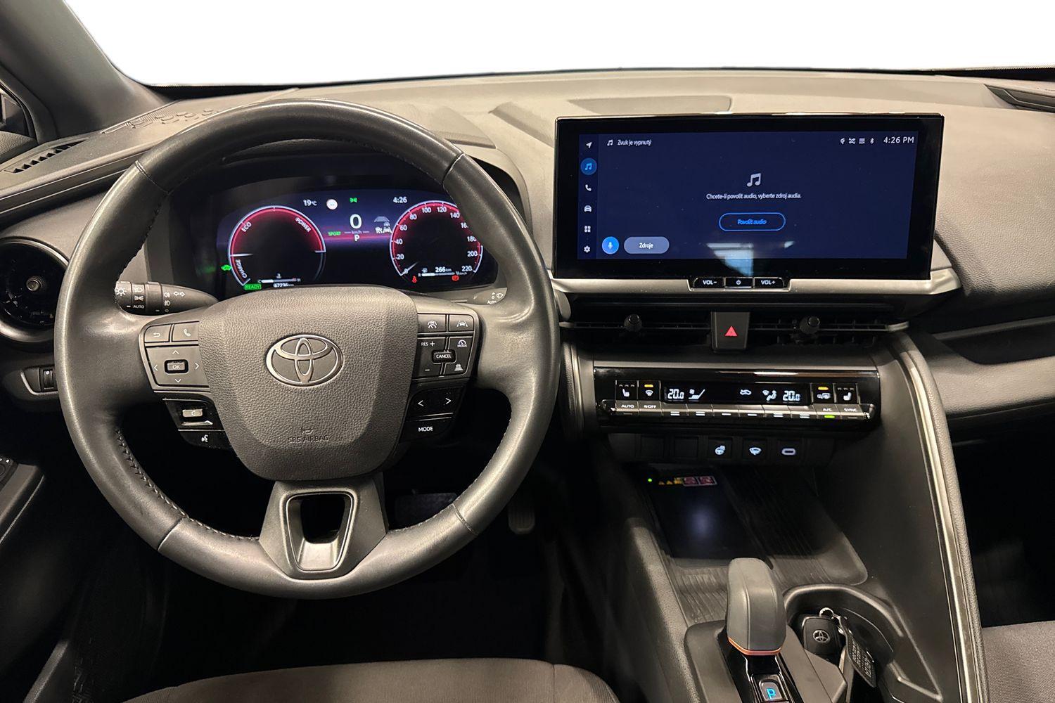 Toyota C-HR vaihtoauto