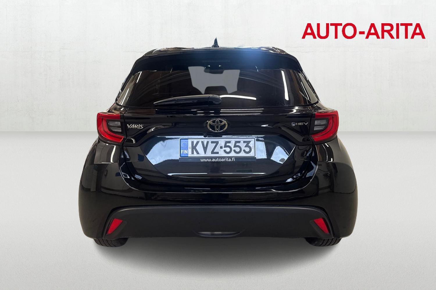 Toyota Yaris vaihtoauto