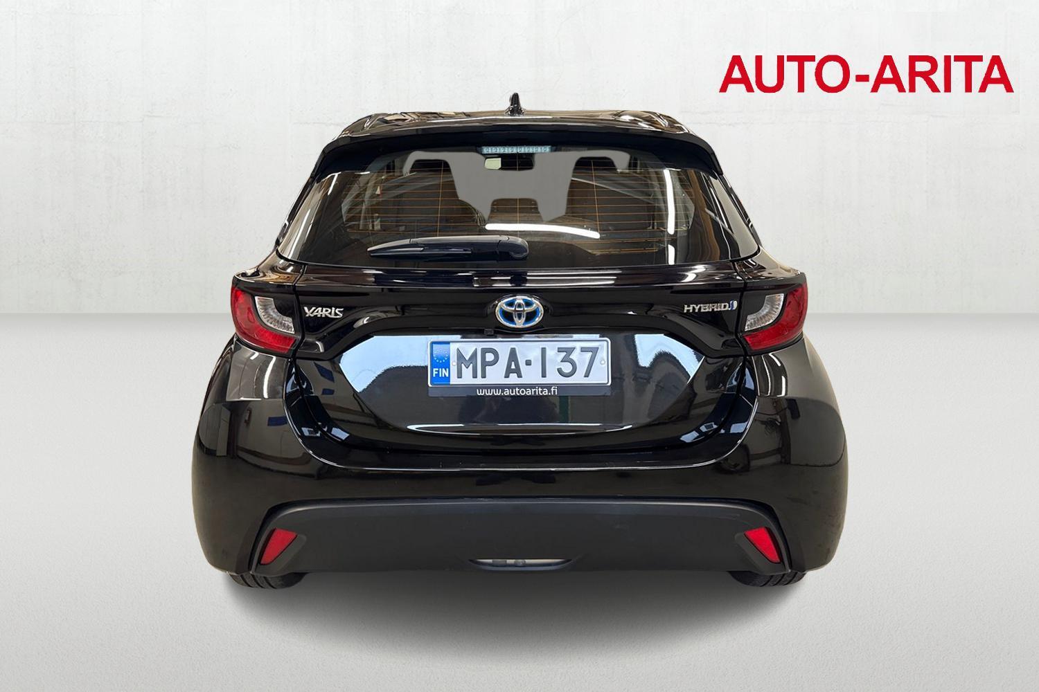 Toyota Yaris vaihtoauto