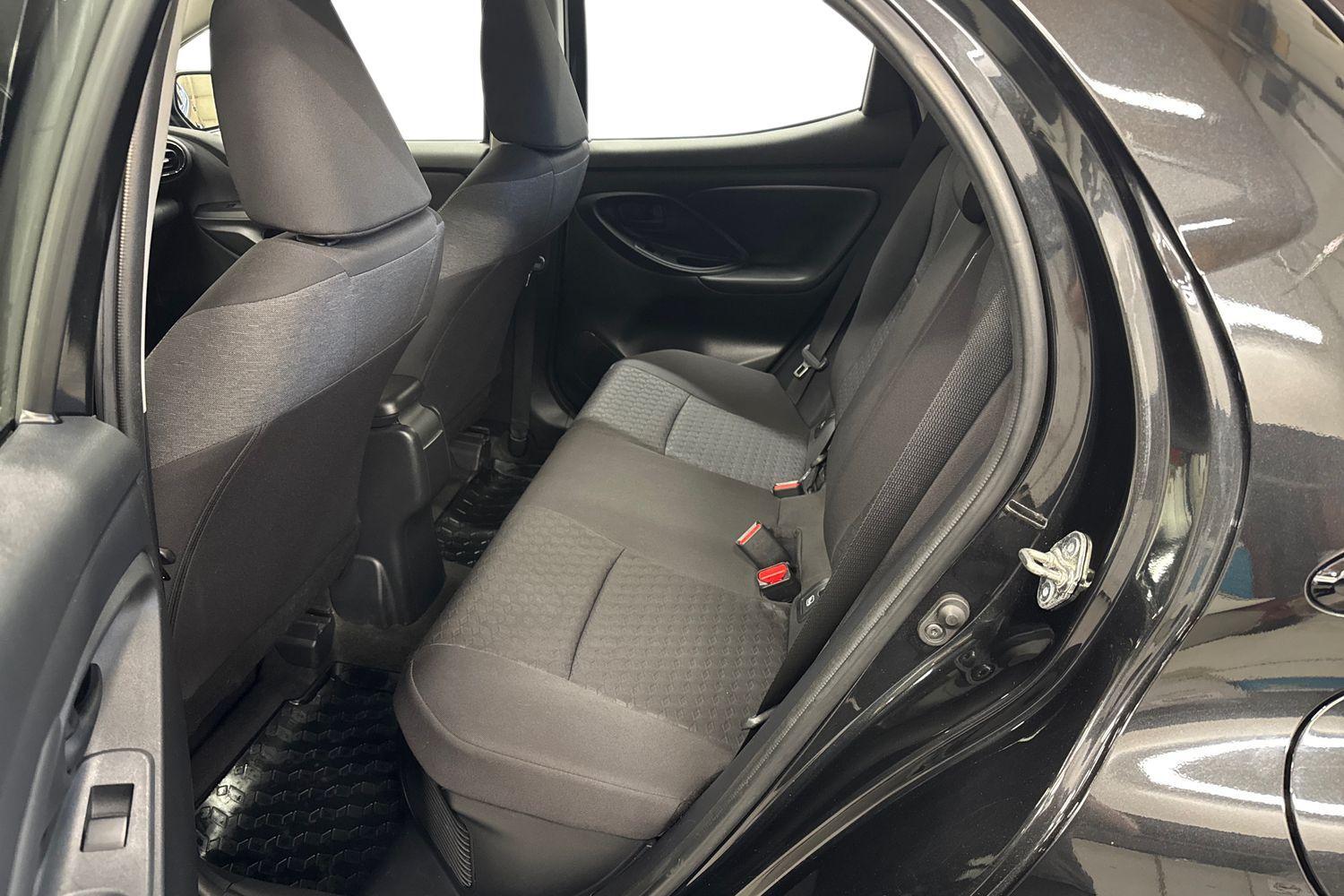 Toyota Yaris vaihtoauto