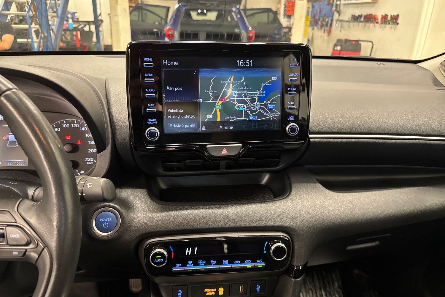 Toyota Yaris vaihtoauto