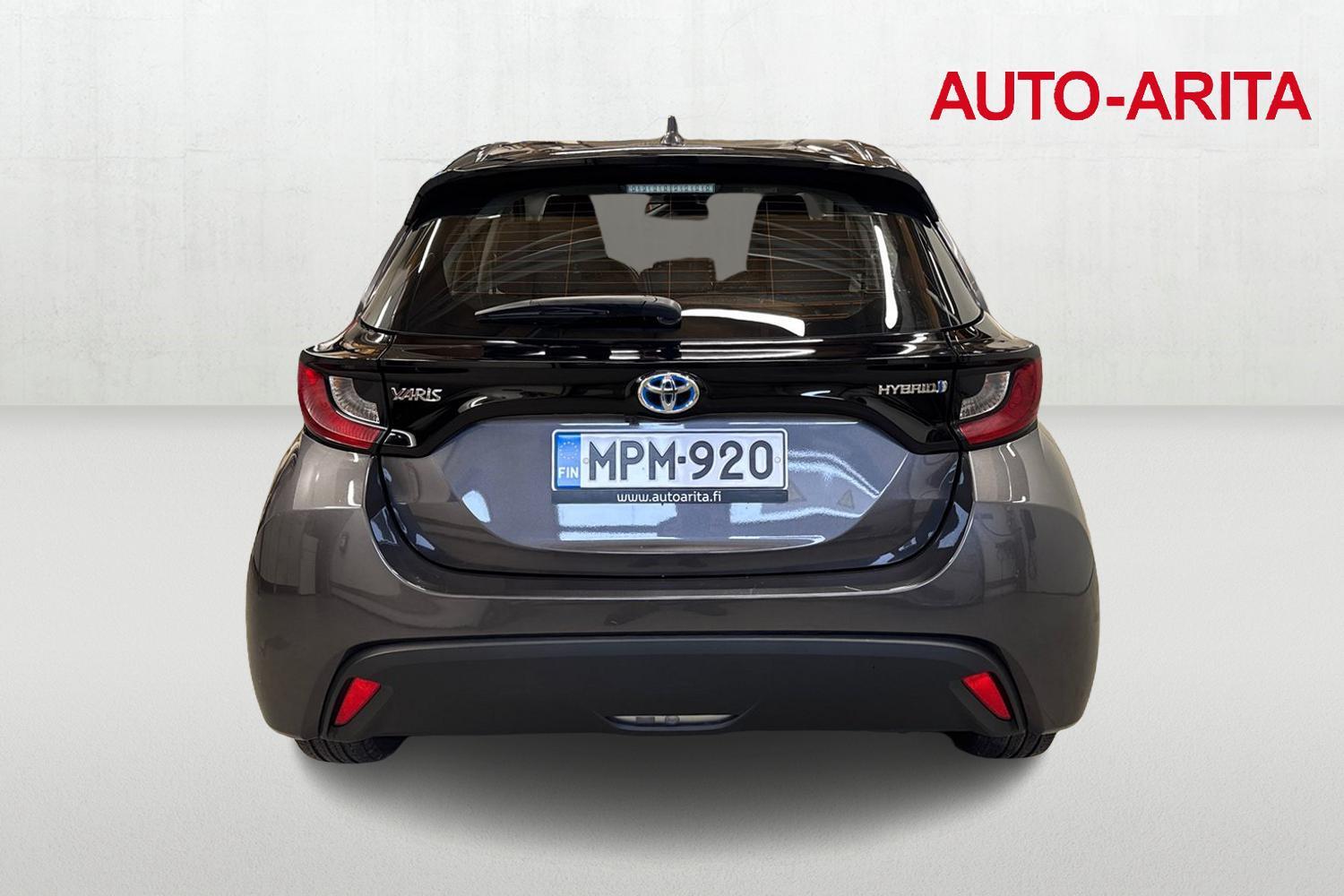 Toyota Yaris vaihtoauto